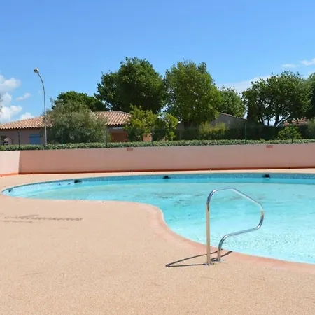 Vakantiehuis Maison Mitoyenne Avec Climatisation Et Parking A *